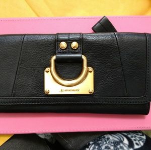 B. MAKOWSKY LAMBSKIN WALLET
